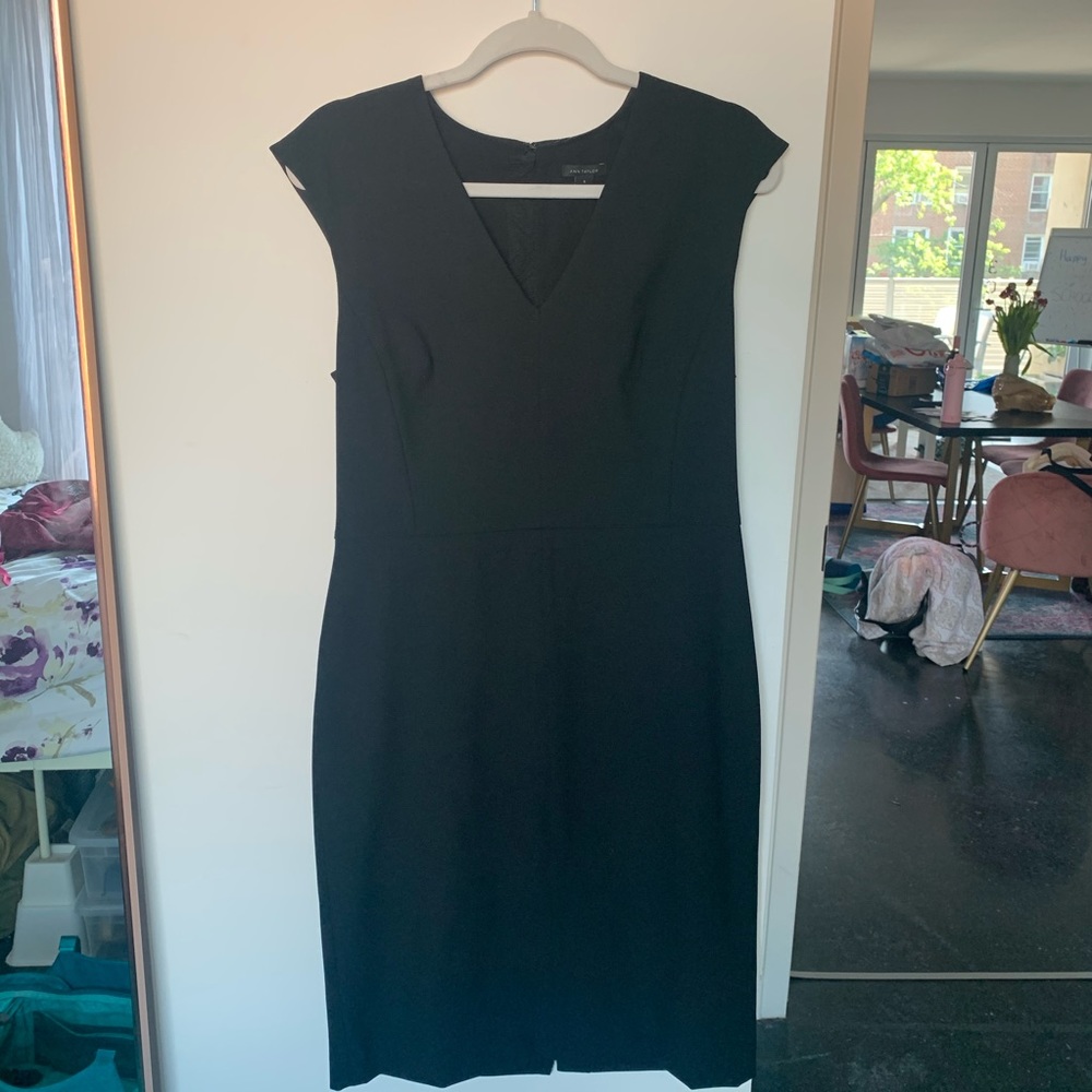 Ann Taylor Black Bi-Stretch Sheath Dress - 8